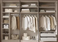 Extenso Kleiderschrank mit Drehtüren