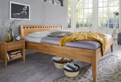 Modesto Bett aus Holz