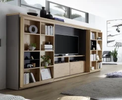 Solution Regalwand mit TV Fach