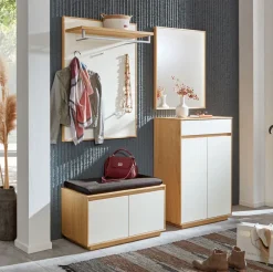 V100 Garderobe mit Sitzbank
