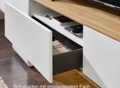 Zudar Wohnwand hängend